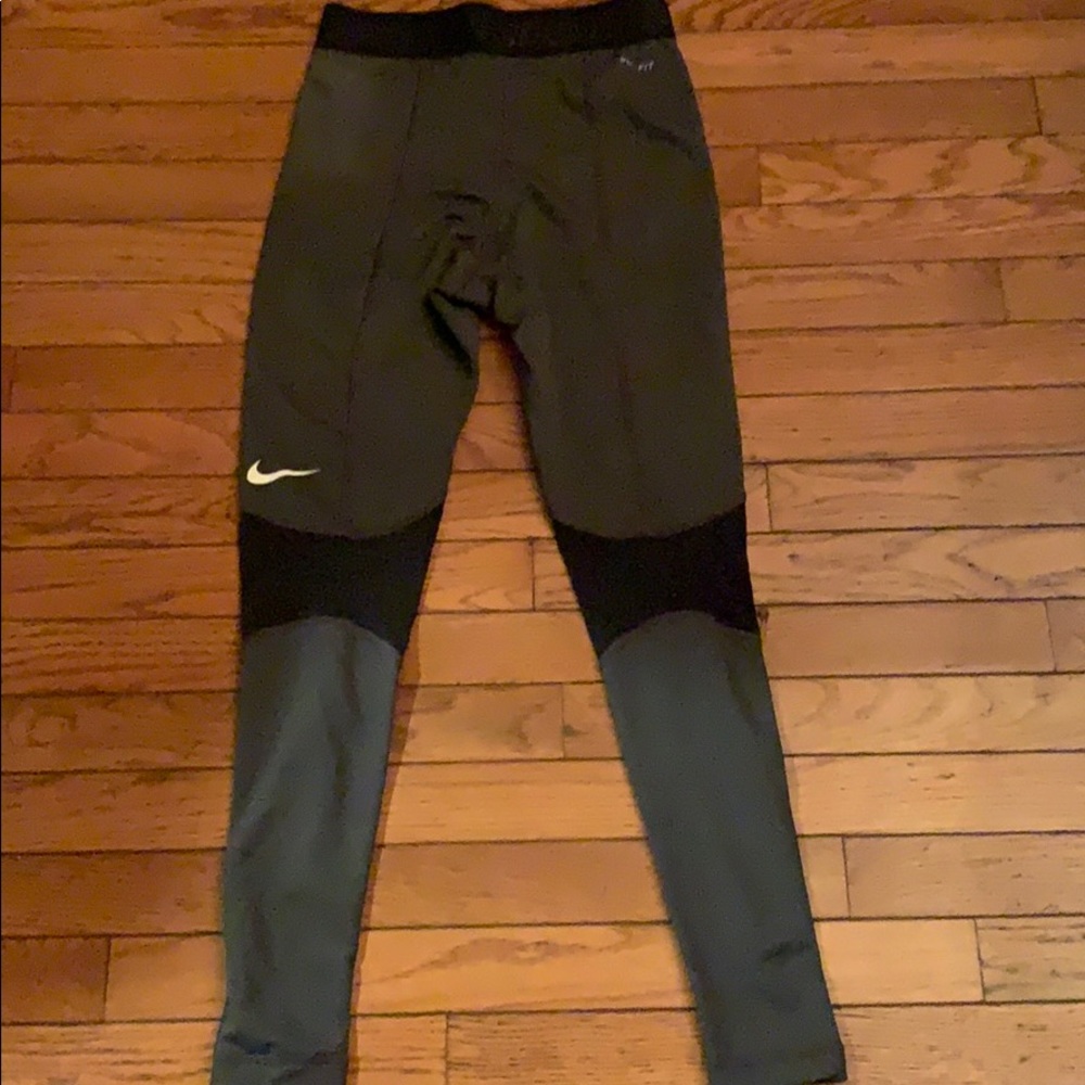 Nike pro dri fit leggings grey